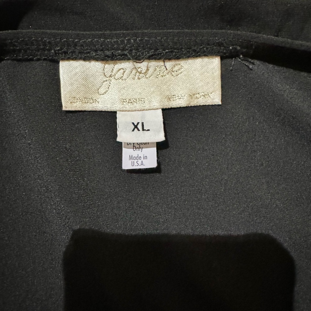 Jumpsuit - Picture 3 of 6